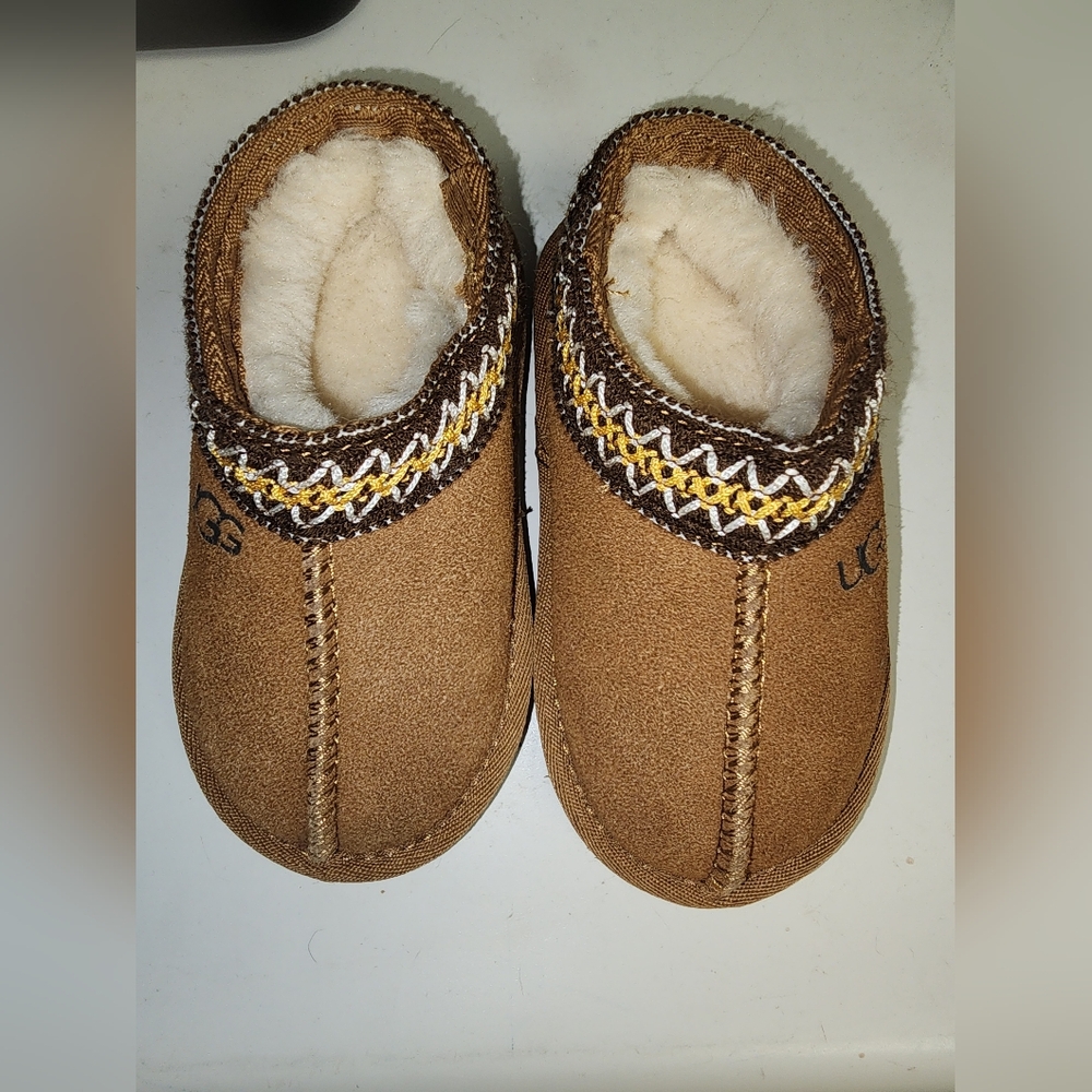 UGG Tasman Slippers